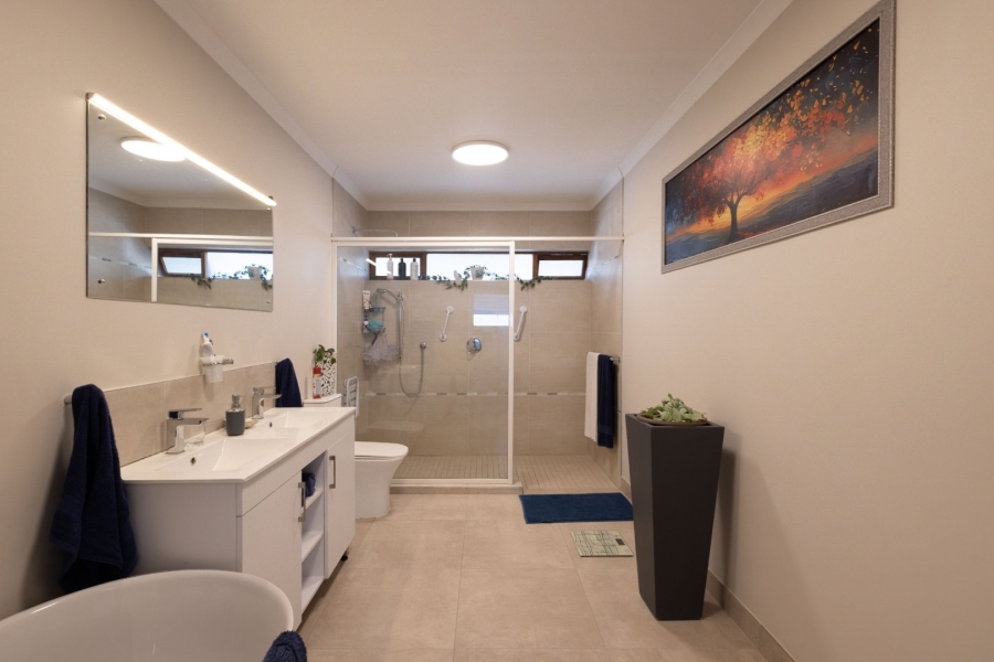 6 Bedroom Property for Sale in Cutty Sark Western Cape